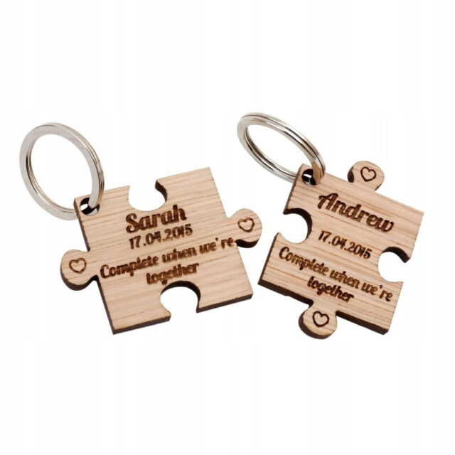Drewniany brelok Puzzle dla par zestaw 2 szt z grawerem personalizowany